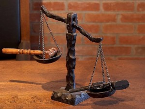 justice-387213_960_720